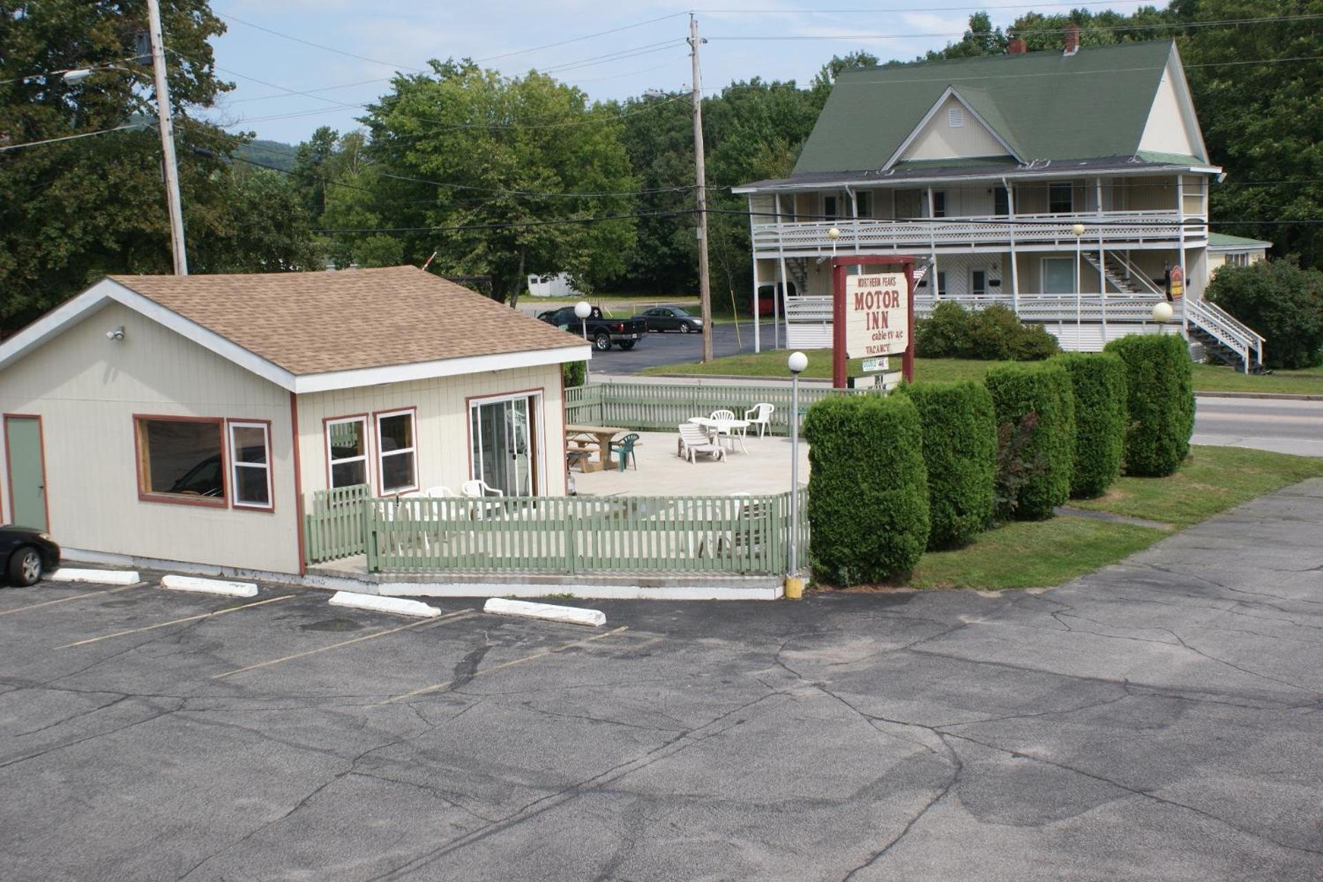 Northern Peaks Motor Inn Gorham Esterno foto